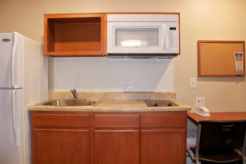 Woodspring Suites Williston Quarto foto