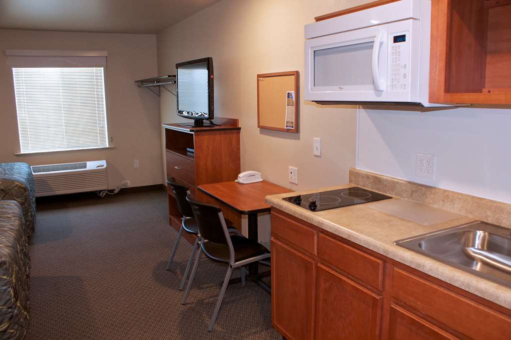 Woodspring Suites Williston Quarto foto