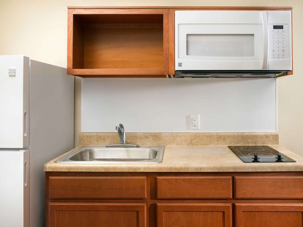Woodspring Suites Williston Quarto foto